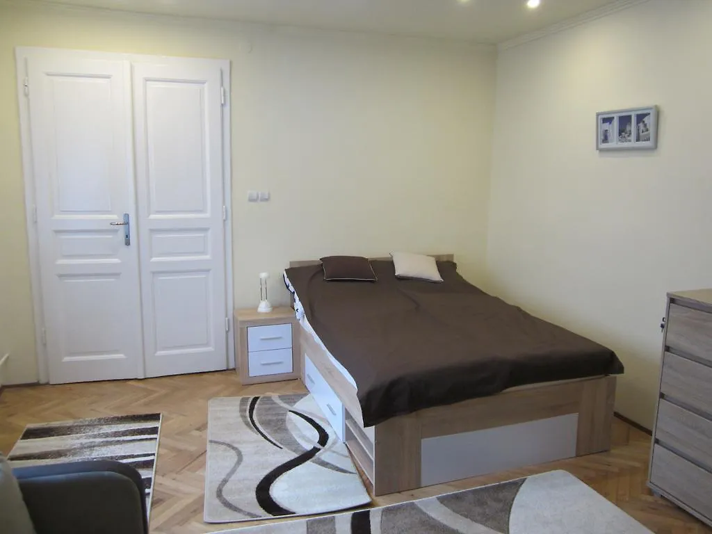 Dudi Apartman Apartment Szeged